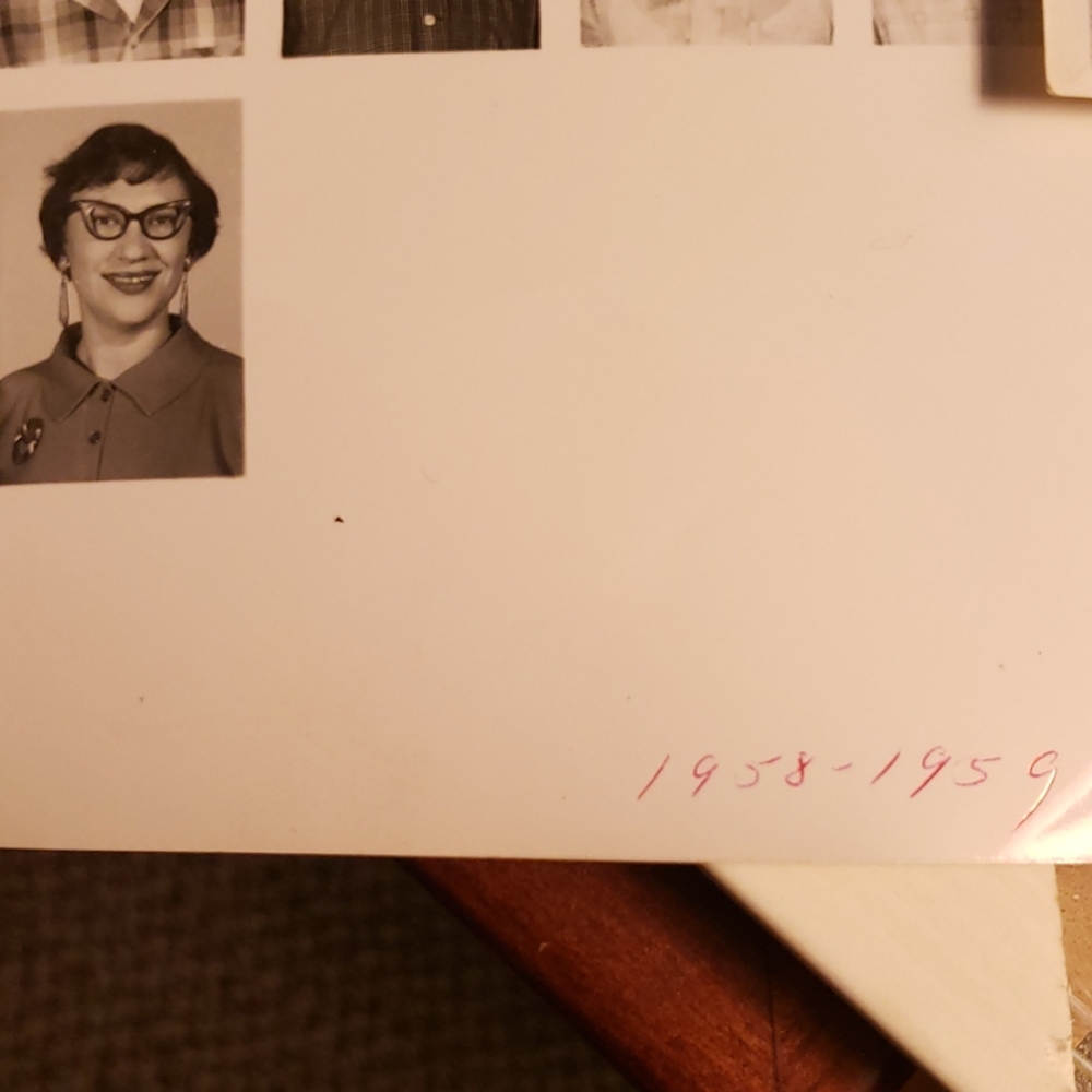 Vtg deco confetti acrylic bracelet & earrings - Picture 7 of 7